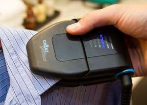 مكواة سفرية قابلة للطي