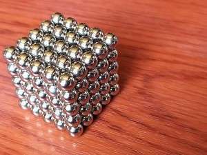 كرات مغناطيس 8ملم