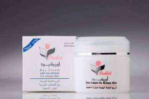 كريم العناية اليومية مع الطحالب البحرية للبشرة الدهنية 