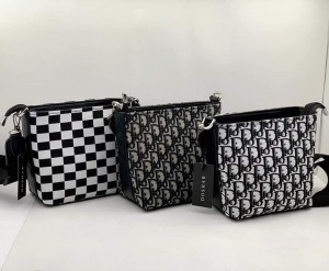 حقيبة كتف نسائي DIOR