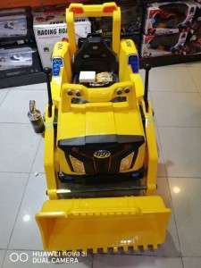 سيارة اطفال بلدوزر