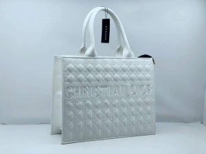 حقيبة يد نسائي CHRISTIAN DIOR